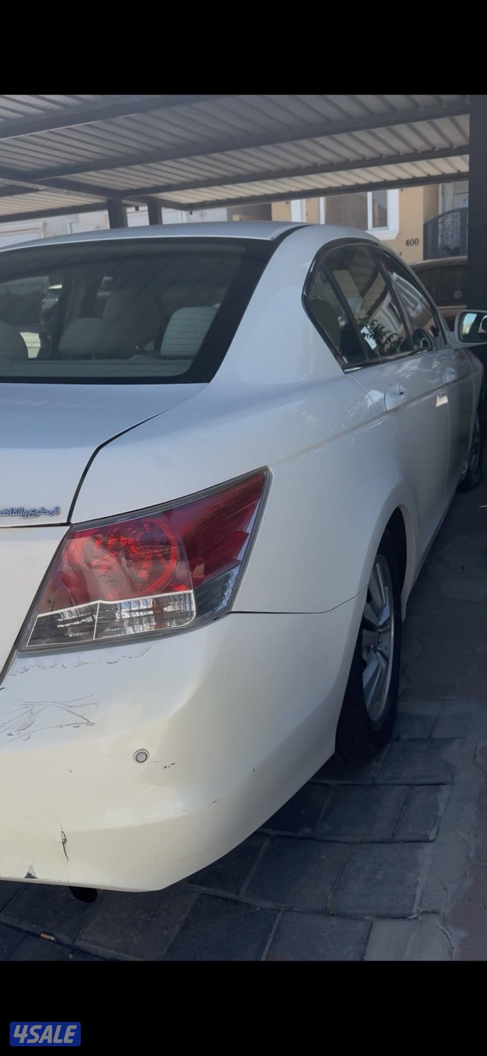 هوندا اكورد موديل ٢٠٠٨ ٤ سلندر وارد الكويت للبيع سكراب فقط10