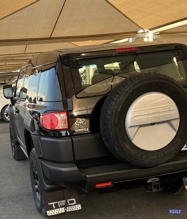 تويوتا اف جي موديل 20152