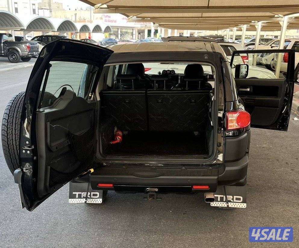 تويوتا اف جي موديل 20154