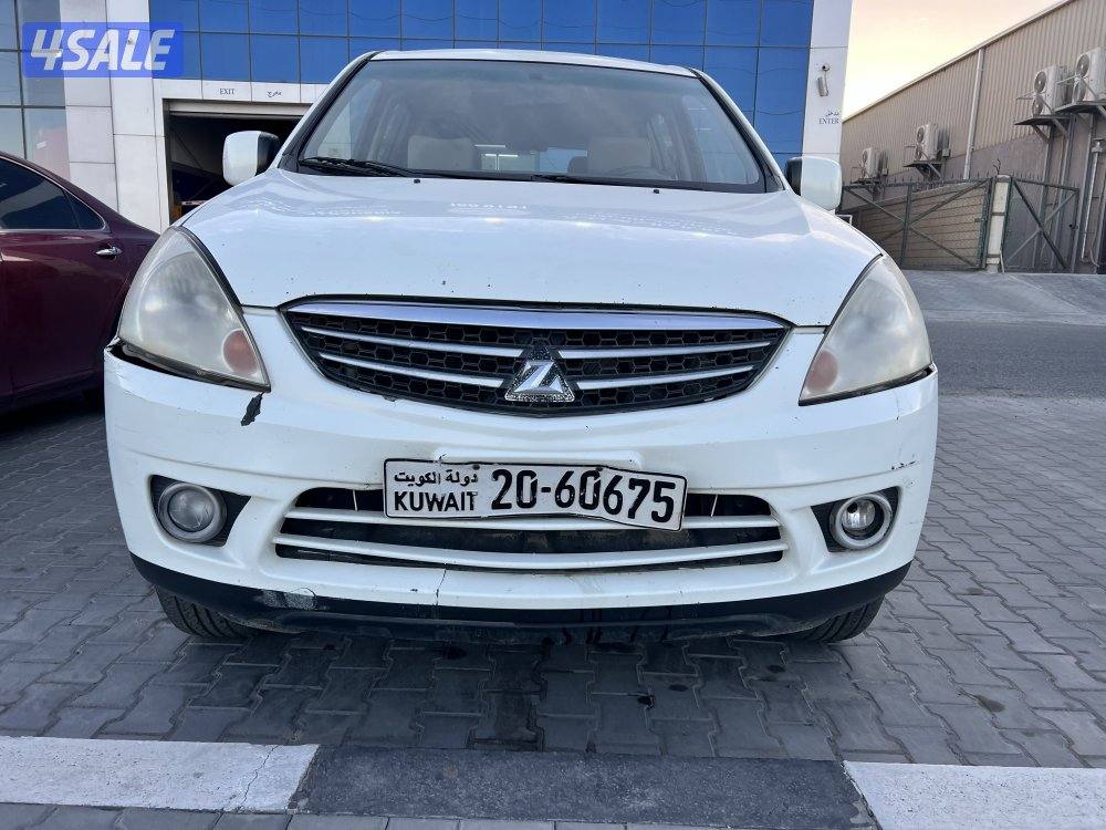 للبيع سياره عائليه JMC Z7 20123