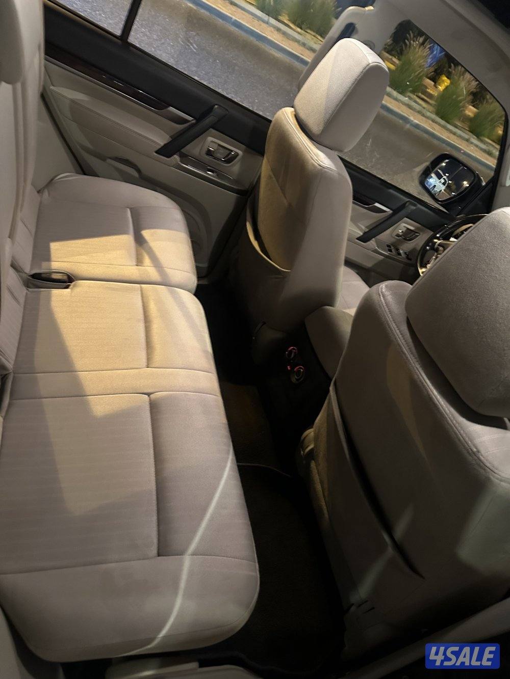 للبيع باجيرو 2019 شرط الفحص5