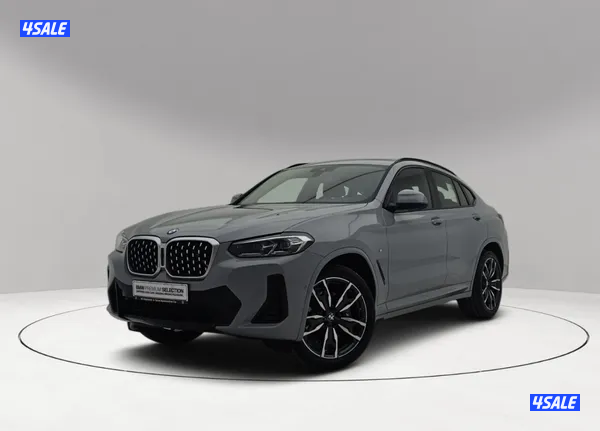 BMW X4 xDrive 30i M Sport Pack0