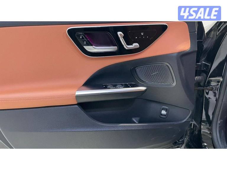 Mercedes-Benz C-Class14