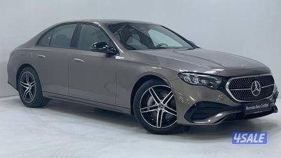 Mercedes-Benz E-Class0