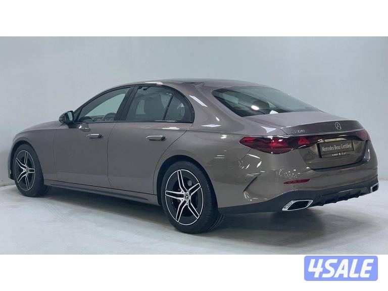 Mercedes-Benz E-Class5