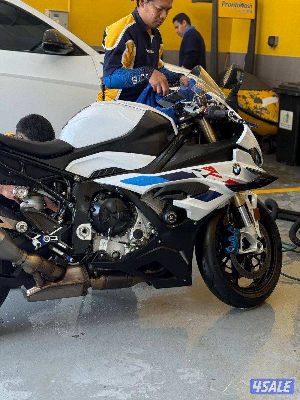 Bmw s1000rr m package2