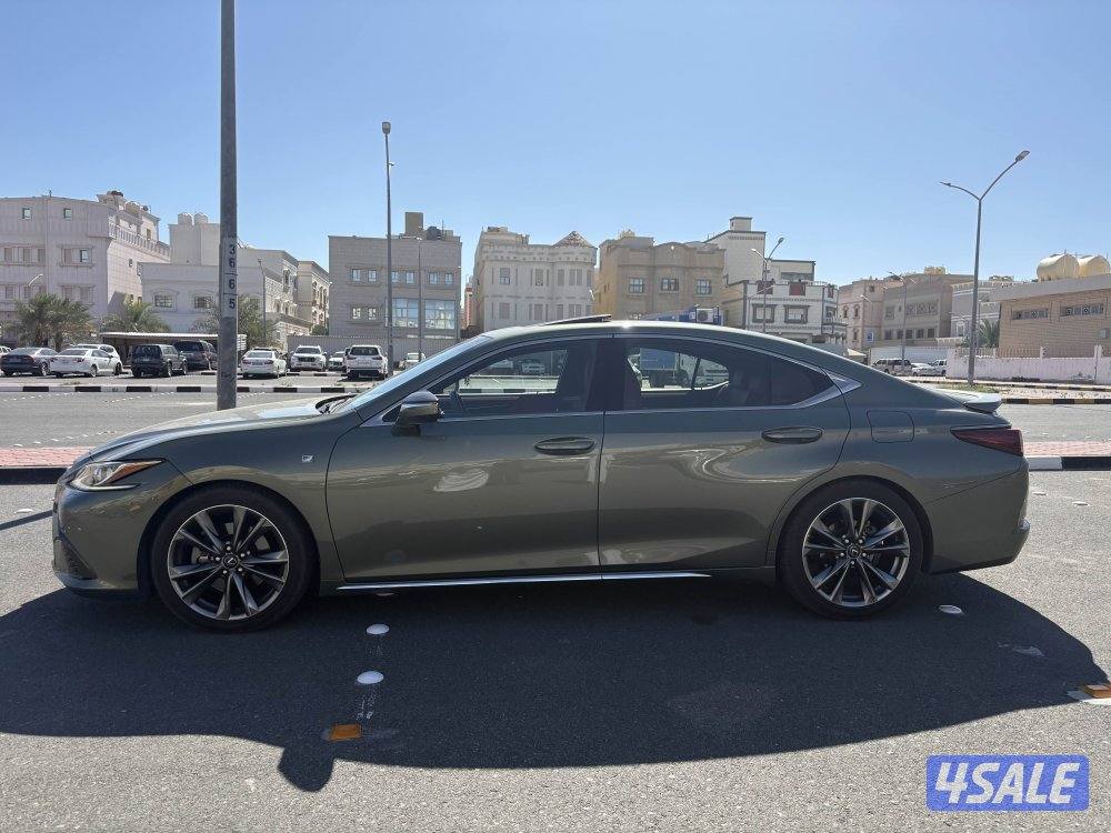 لكزس es350 F sport9