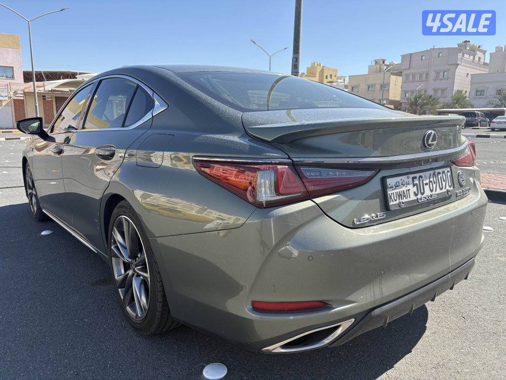 لكزس es350 F sport10