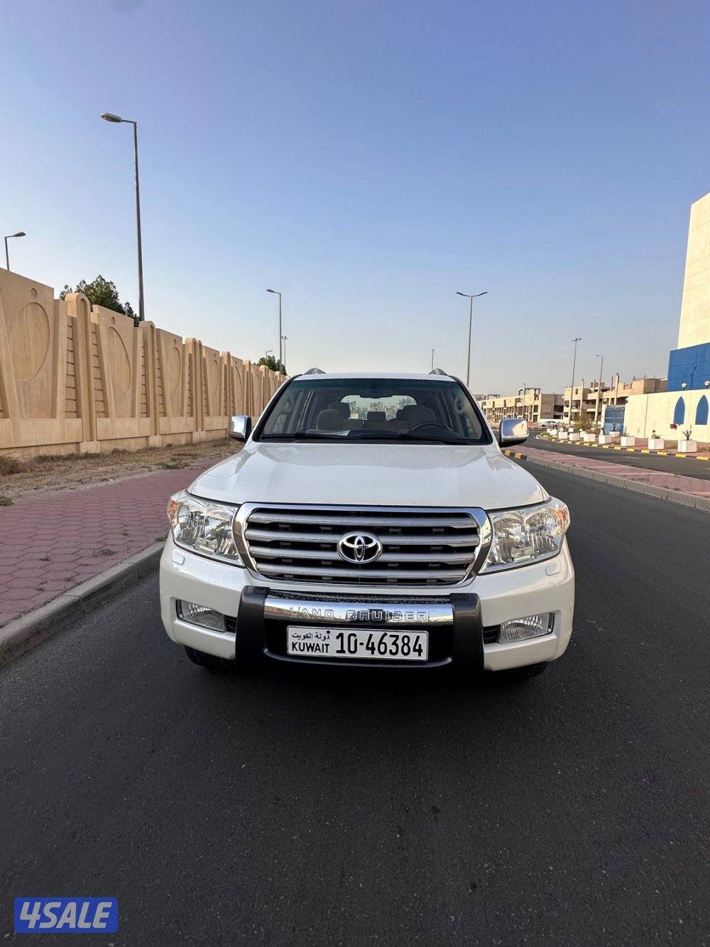 🚘 تويوتا - لاند كروزر 20116