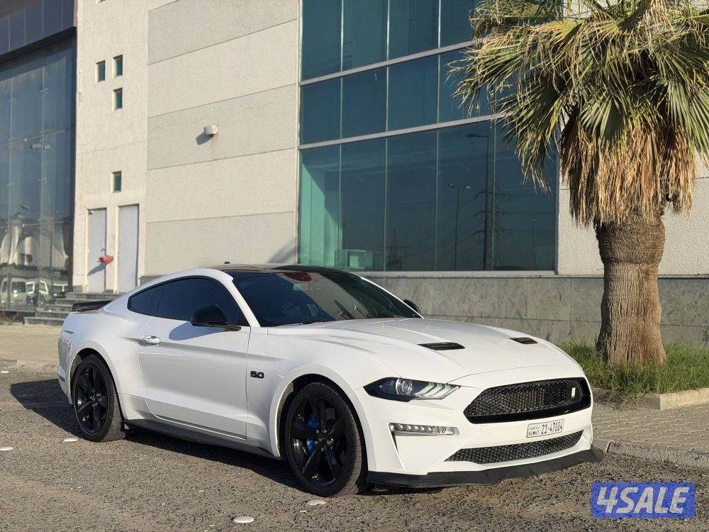 موستنق 5.0 موديل 2022 عداد 56 الف كم وارد الغانم تحت الكفاله5