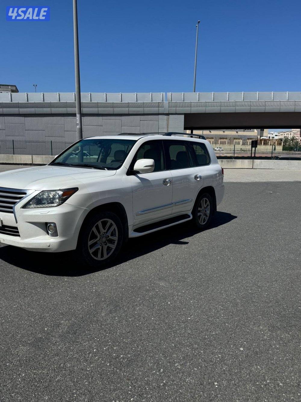 للبيع لكزس LX 5701