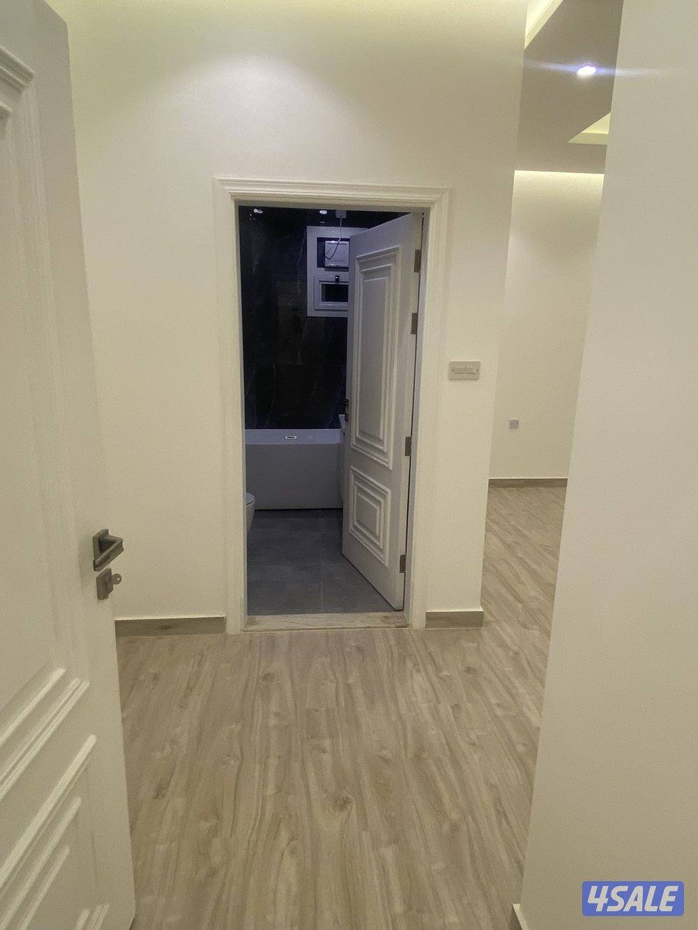 للإيجار شقة vip غرب عبدالله المبارك من المالك مباشر3