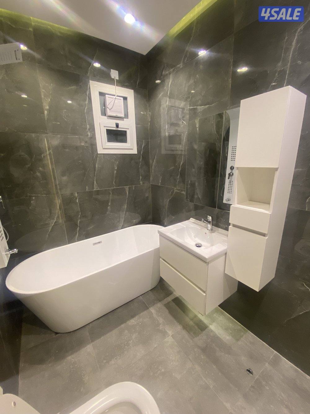 للإيجار شقة vip غرب عبدالله المبارك من المالك مباشر4