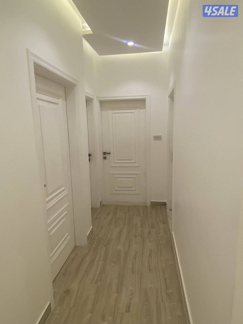 للإيجار شقة vip غرب عبدالله المبارك من المالك مباشر6