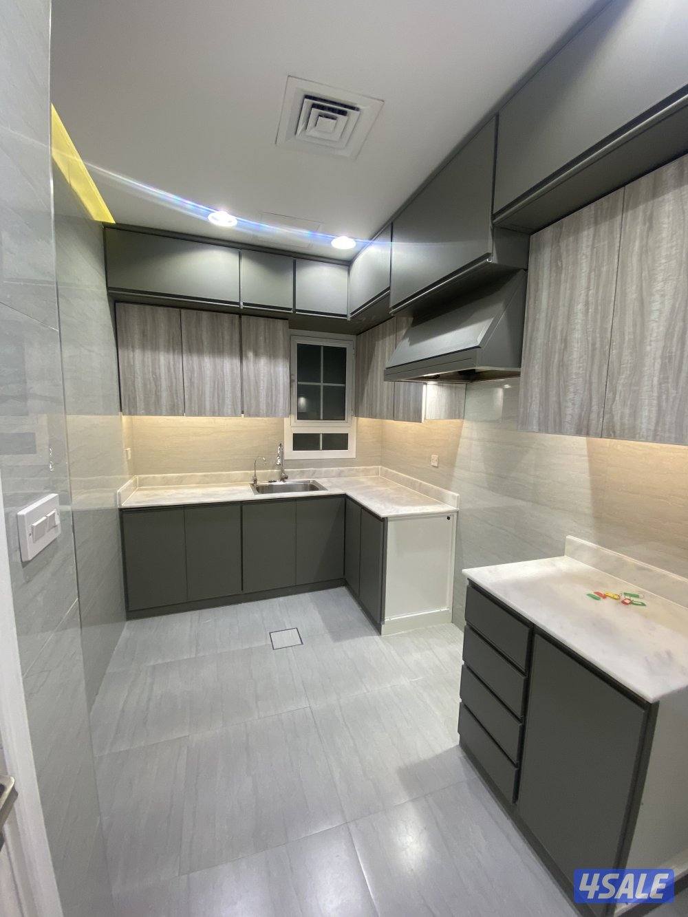 للإيجار شقة vip غرب عبدالله المبارك من المالك مباشر10