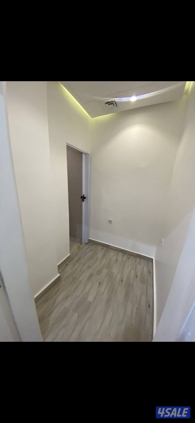 للإيجار شقة vip غرب عبدالله المبارك من المالك مباشر13