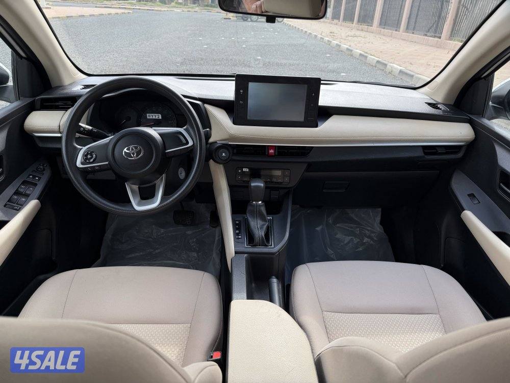 للبيع تويوتا ياريس 20236