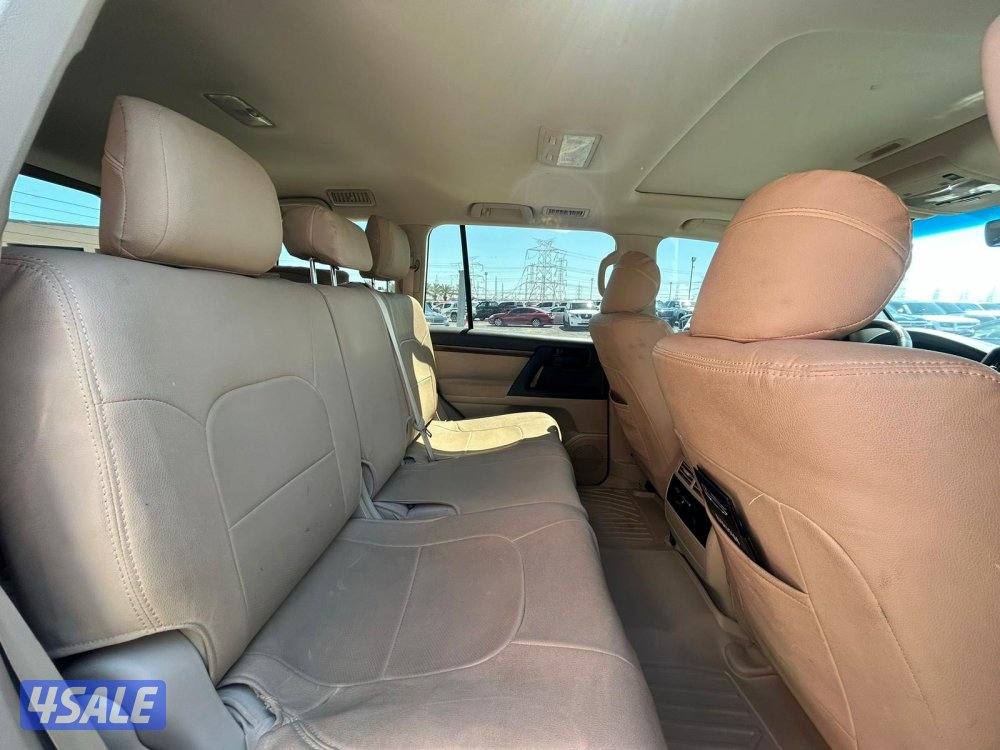 تويوتا لاند كروزر GX.R-V6 موديل 2021 ماشى 116.000 k.m   وارد الساير .4