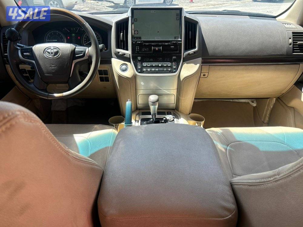 تويوتا لاند كروزر GX.R-V6 موديل 2021 ماشى 116.000 k.m   وارد الساير .6