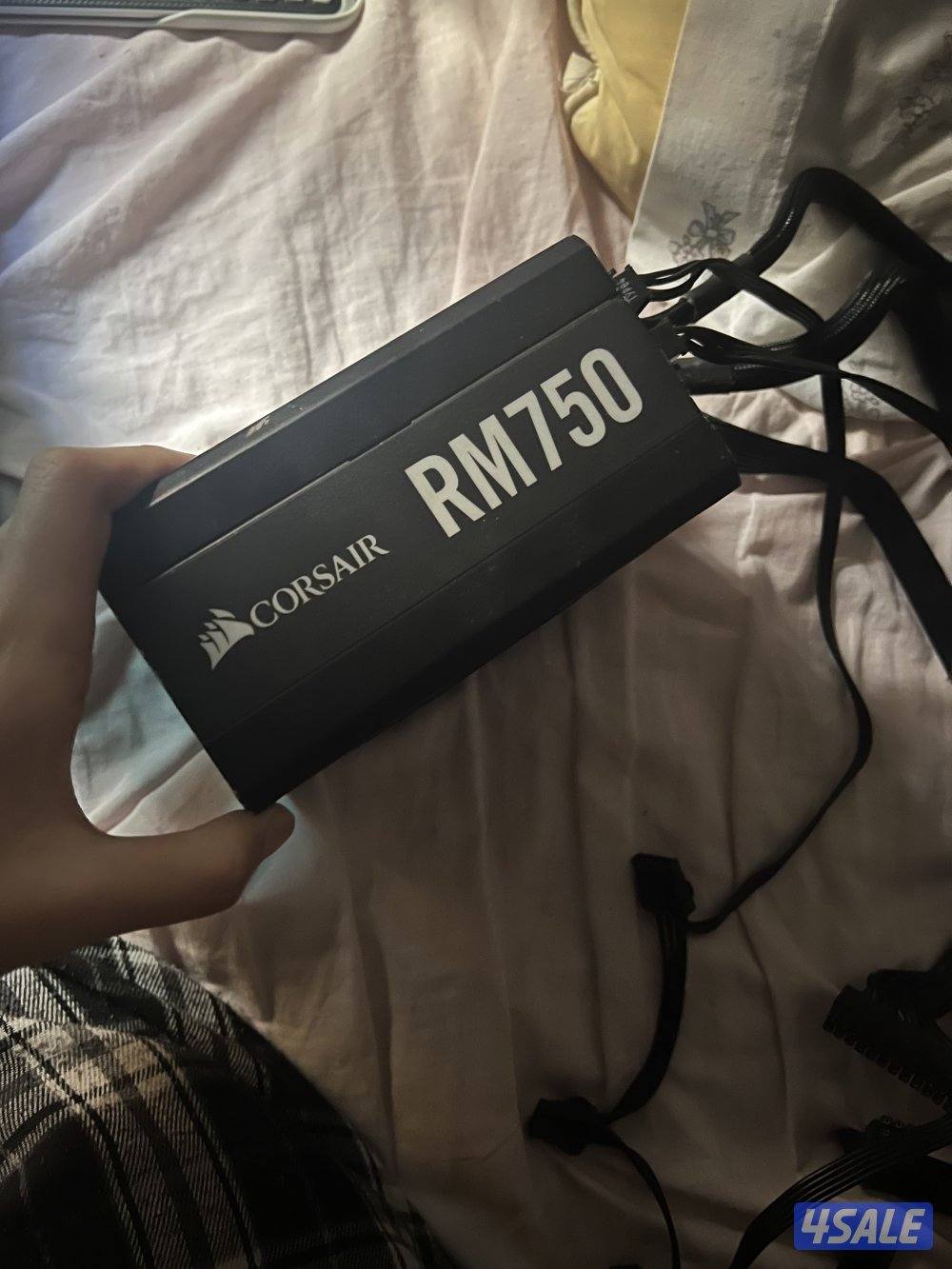 Power supply Corsair RM750 good condition1