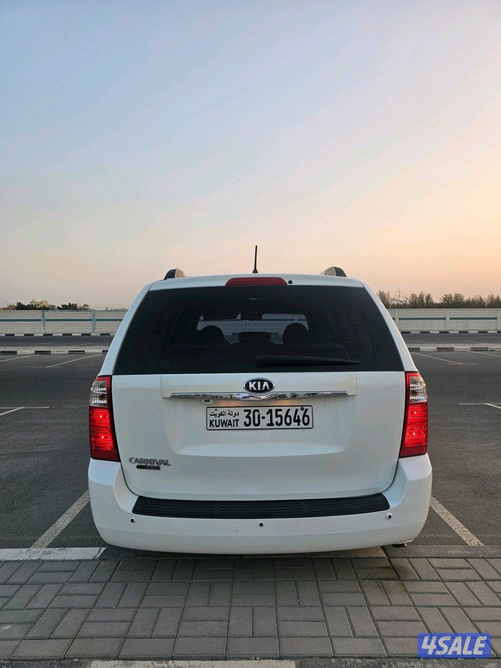 للبيع كرنفال عائليه نظيفه11