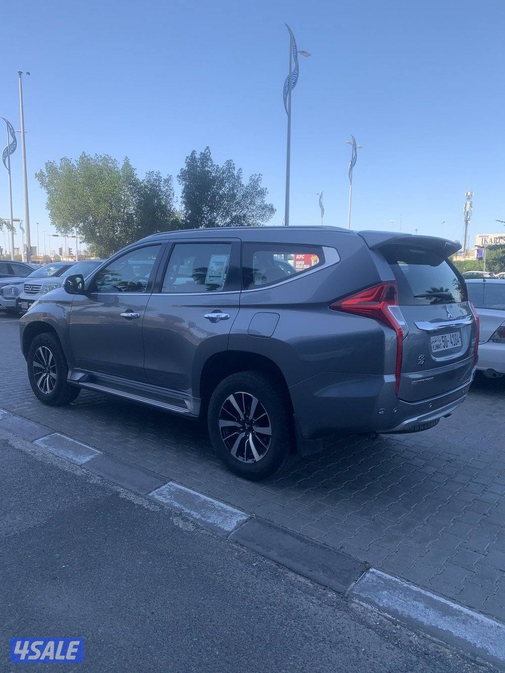 للبيع جيب مونتيرو موديل ٢٠١٨ ماشي 48 الف فقط1