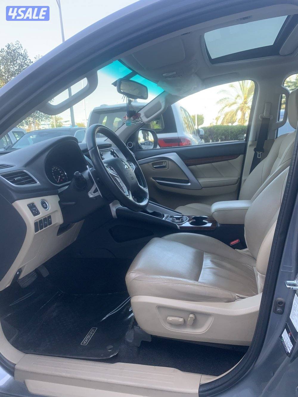 للبيع جيب مونتيرو موديل ٢٠١٨ ماشي 48 الف فقط4