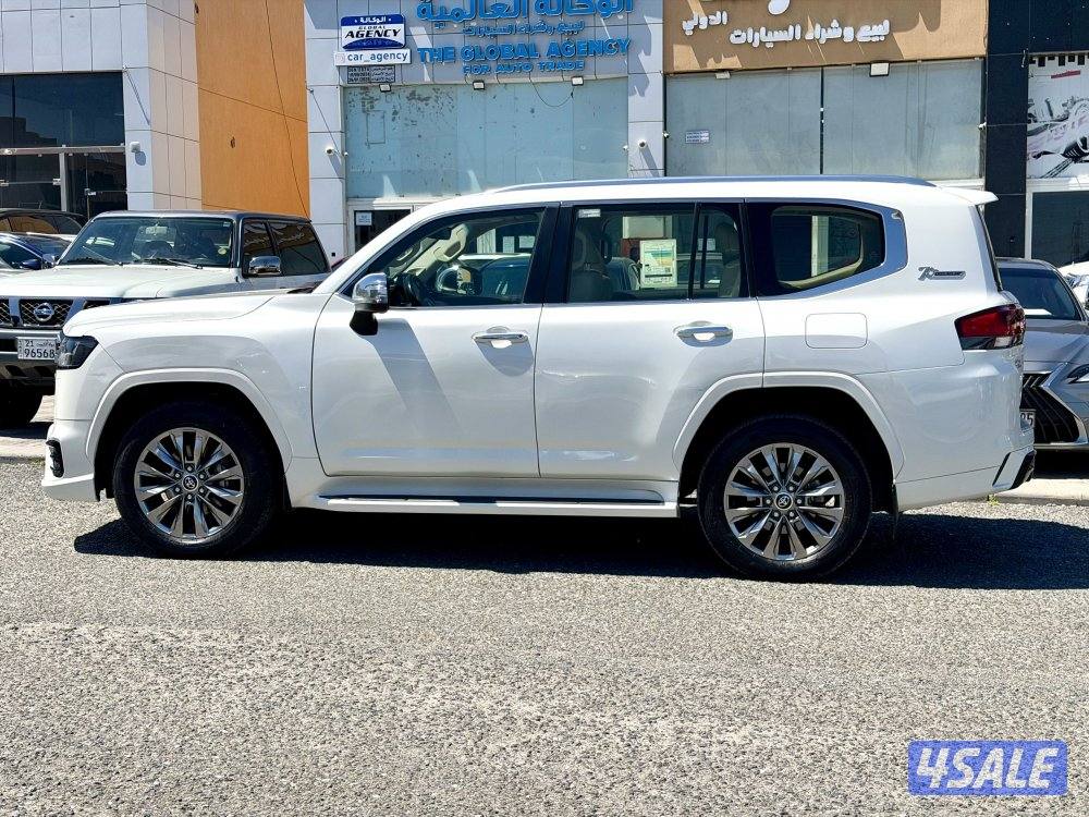 تويوتا لاندكروزر GXR  توين تيربو 2022 الساير7