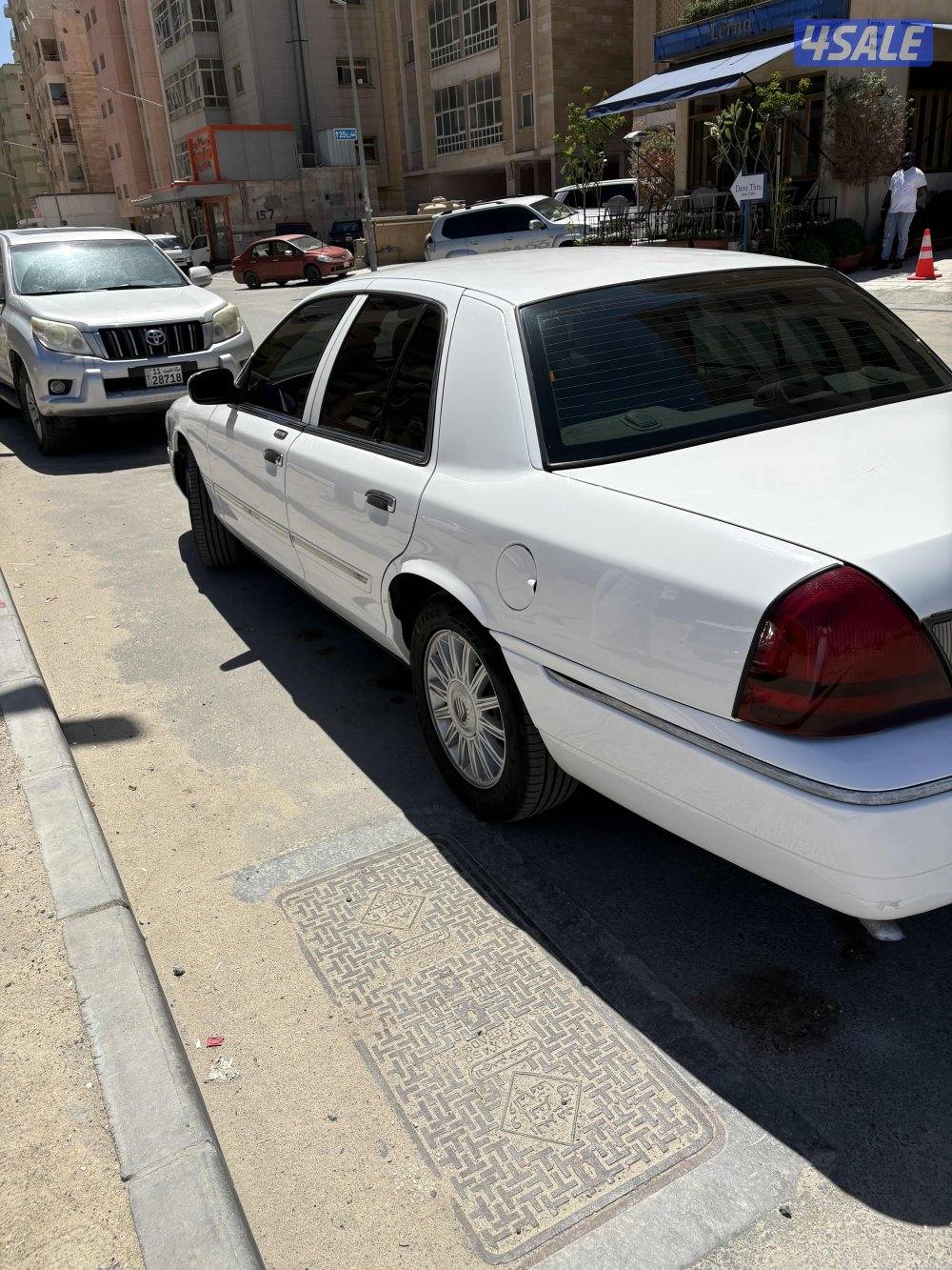 فورد ماركيز 2011 شرط الفحص قير مكينه شاصي بحاله ممتازه ماشي 348 الف2