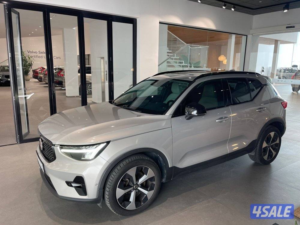 للبيع XC40 20231