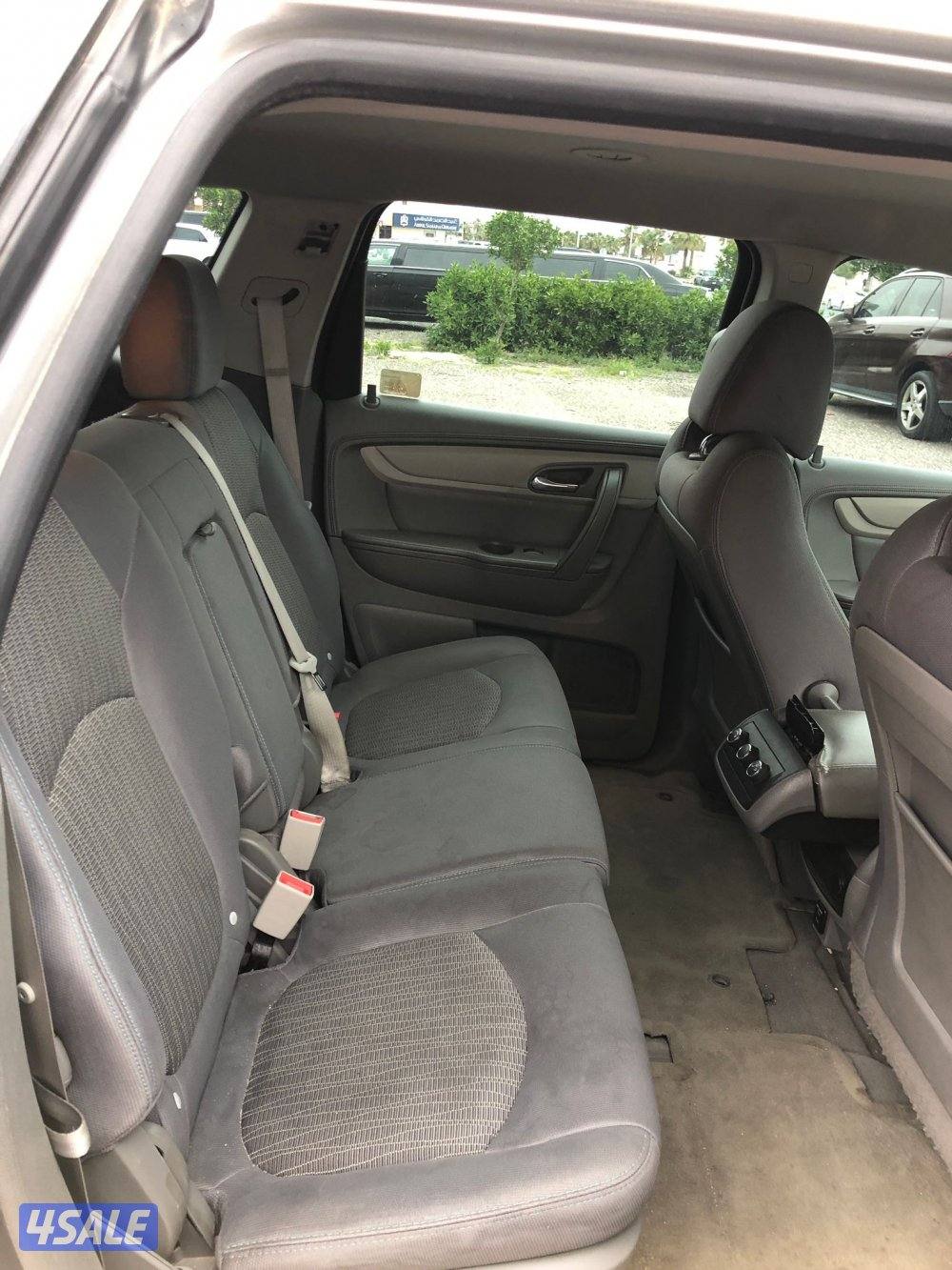 للبيع شيفروليه ترافيرس موديل 20157