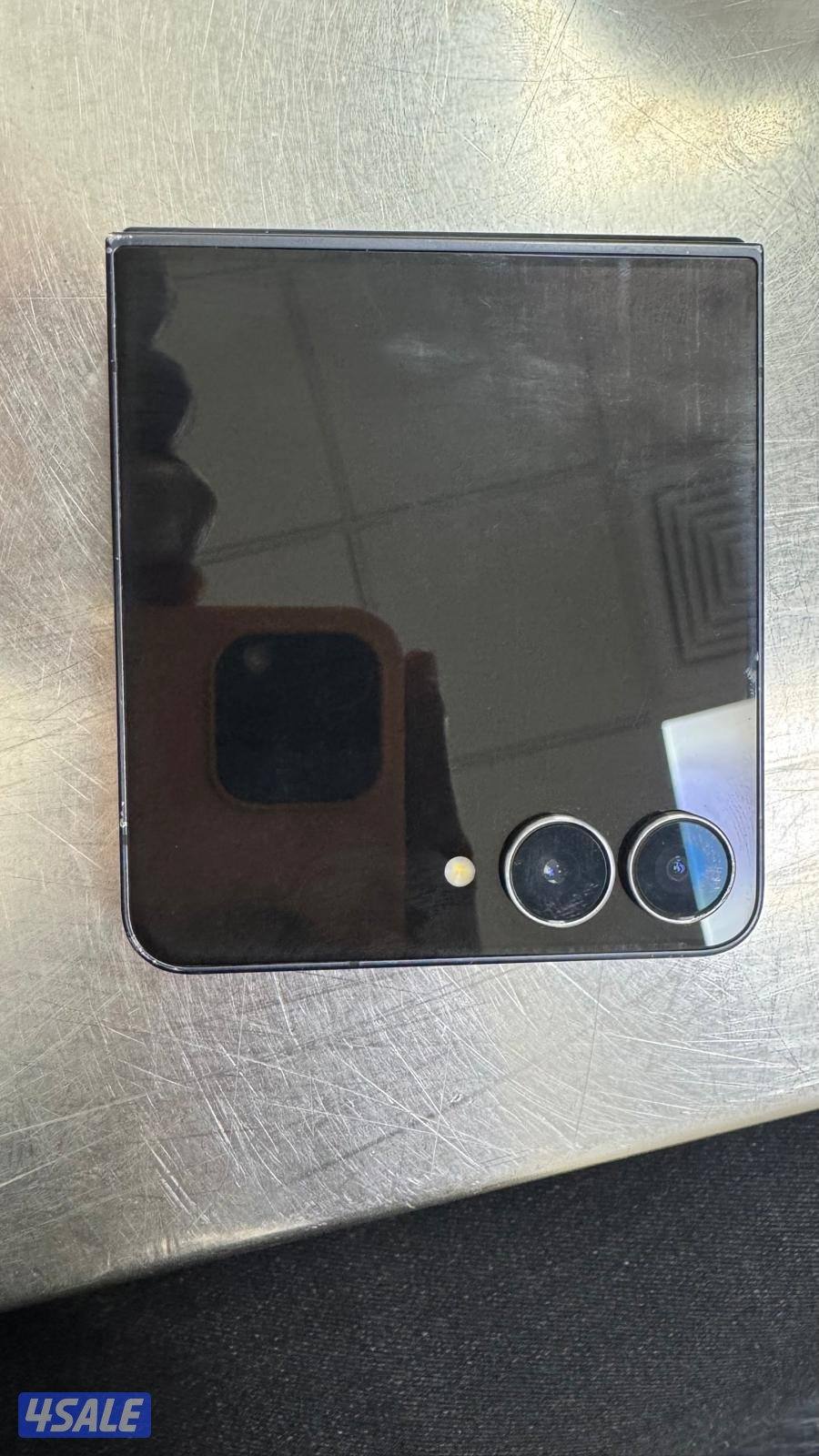 Samsung Galaxy Z Flip 7 | 6 Months Warranty | Full Box & Accessories0