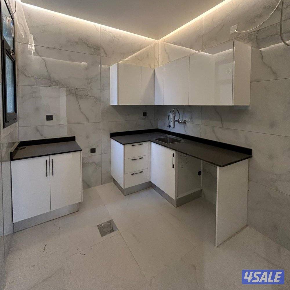 شقة سكنية اول ساكن للإيجار في بنيد القار3