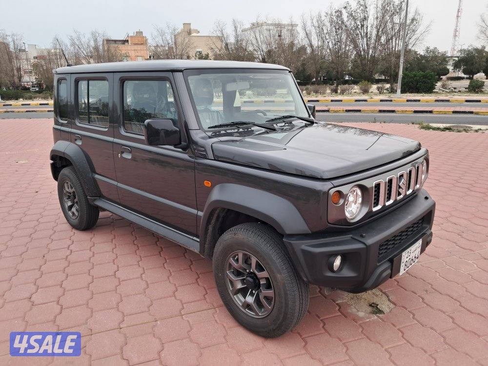 للبيع سوزوكي جيمني موديل 2025 ماشي 11 الف شبه اصفار كامل المواصفات1