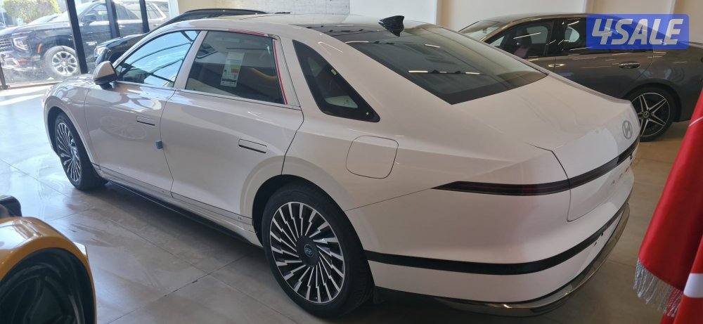 HYUNDAI AZERA CALLIGRAPHY V62