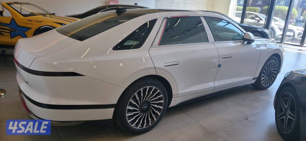 HYUNDAI AZERA CALLIGRAPHY V65