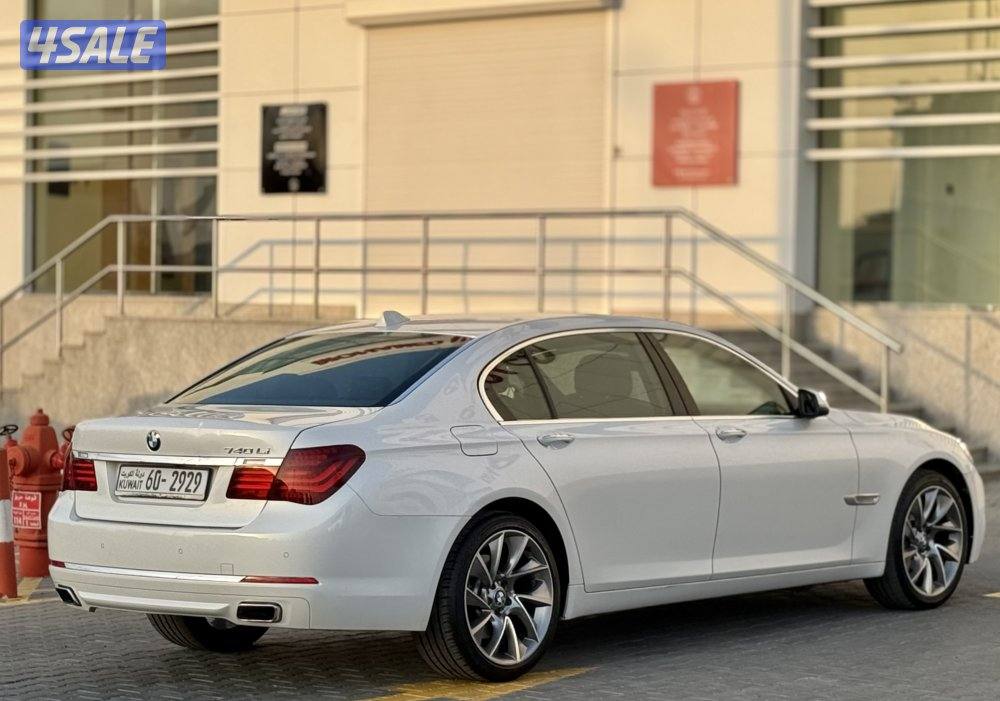 للبيع بي ام 740! موديل 20154