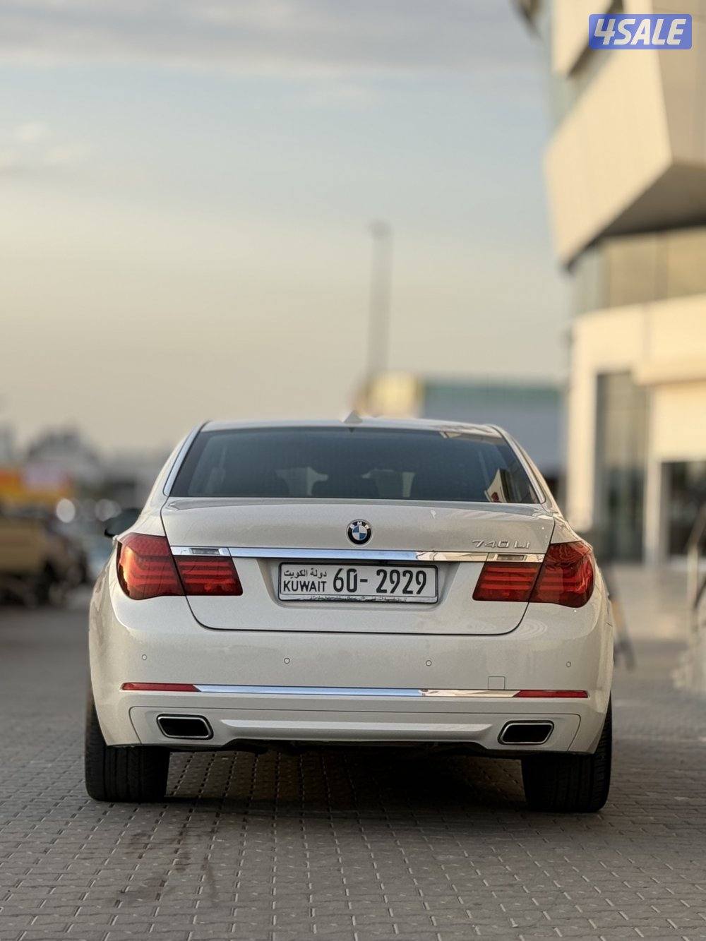 للبيع بي ام 740! موديل 20155