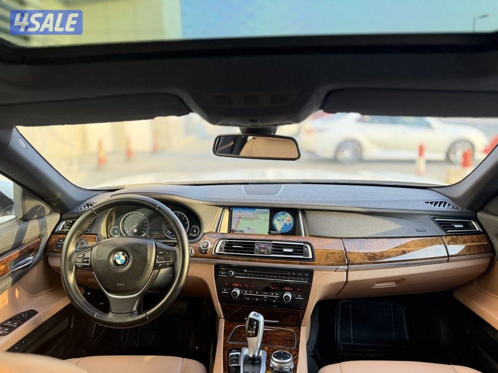 للبيع بي ام 740! موديل 20158