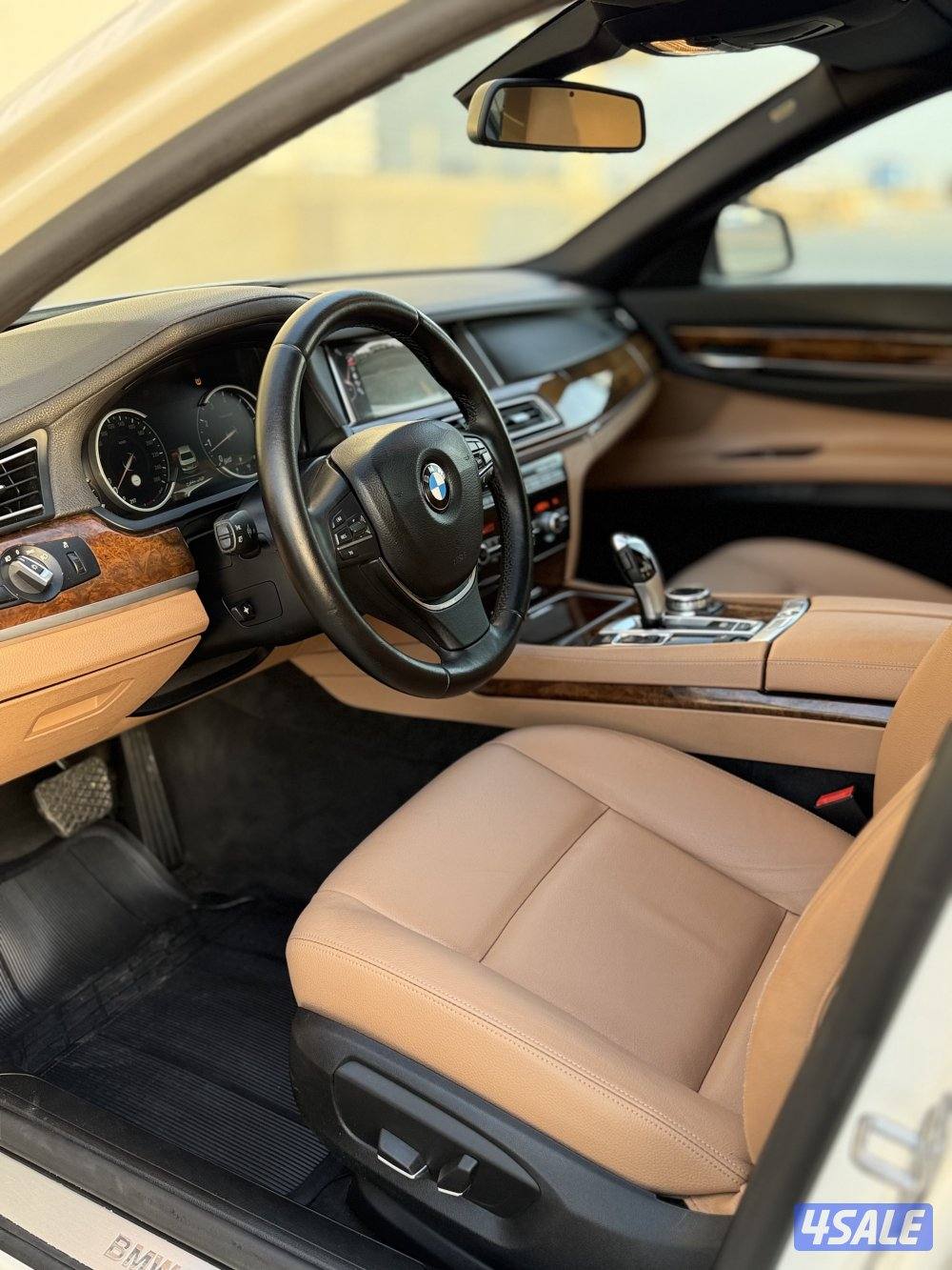 للبيع بي ام 740! موديل 201511