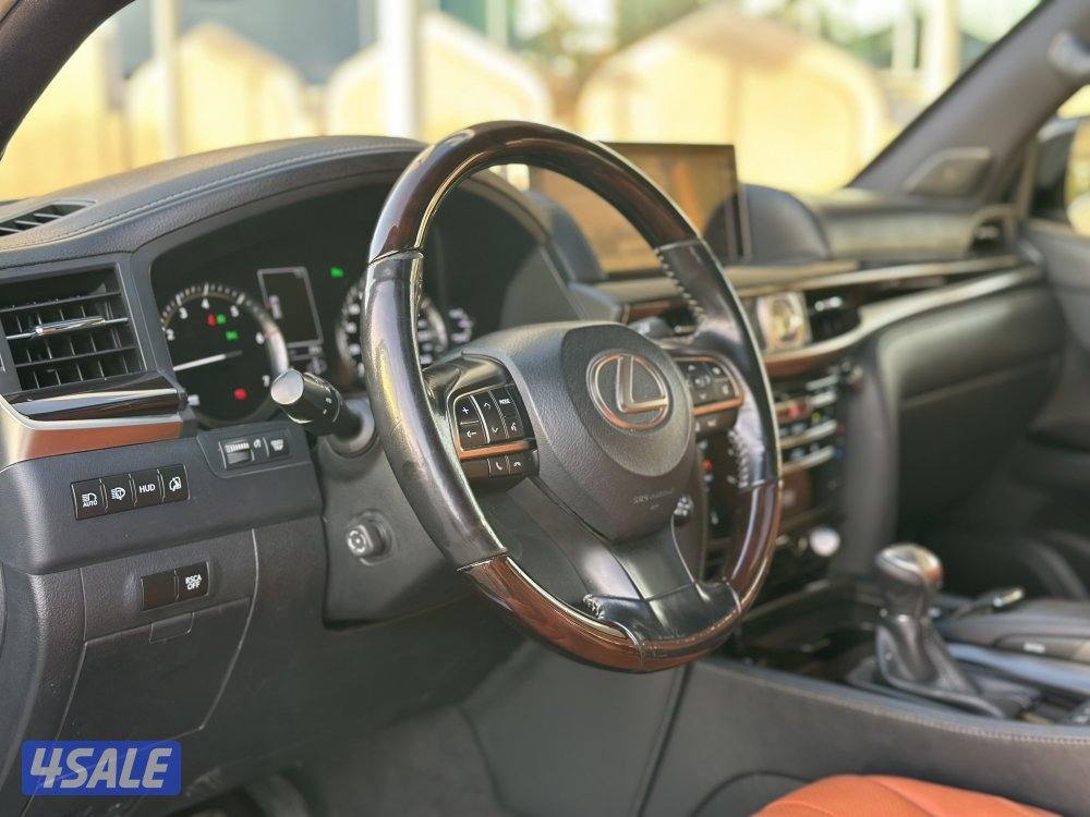 معرض القمة🚩6