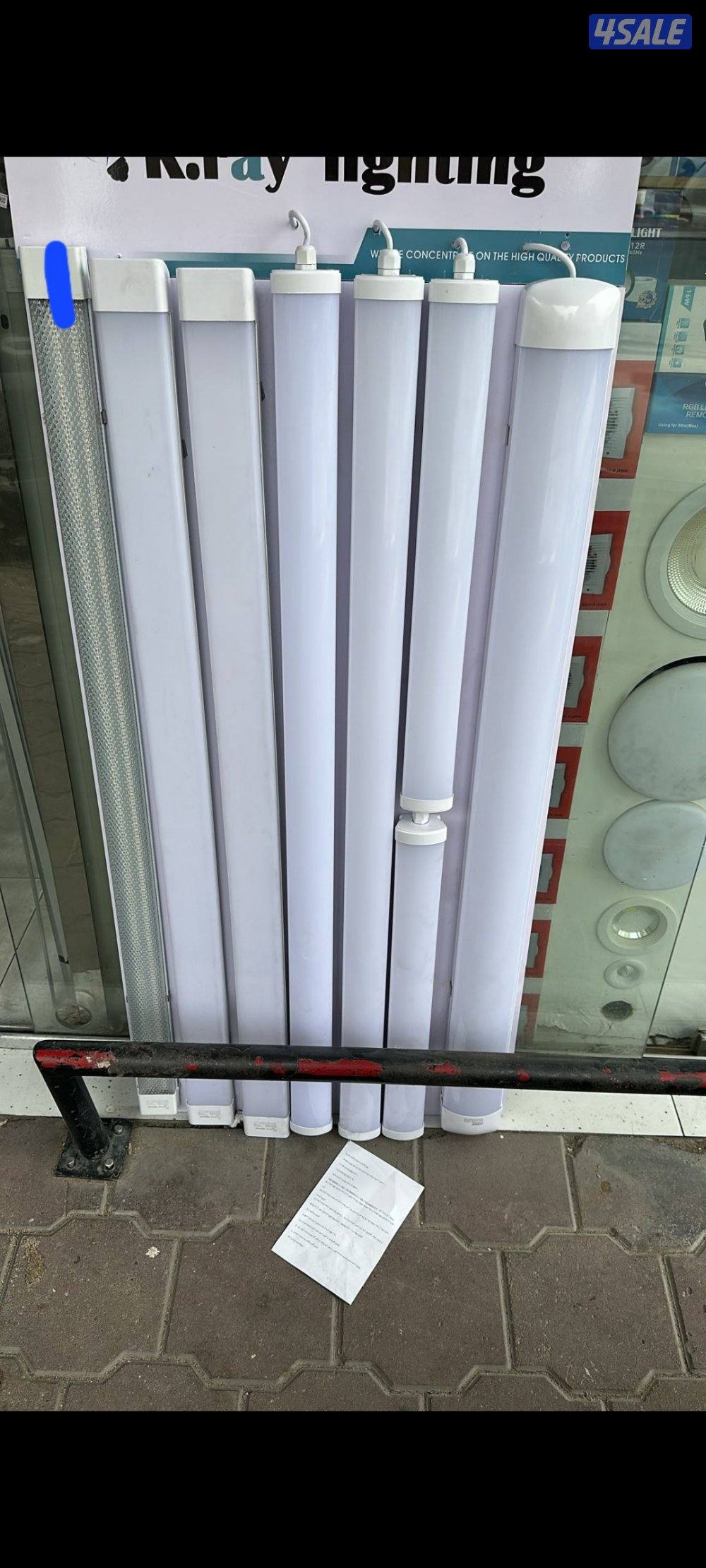 فني كهربائي باكستاني6