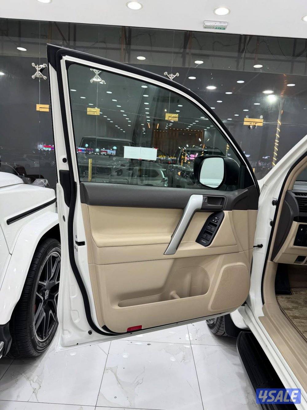 تويوتا برادو 2023 وكالة البحرين جاهزة للتصدير مع التخليص5