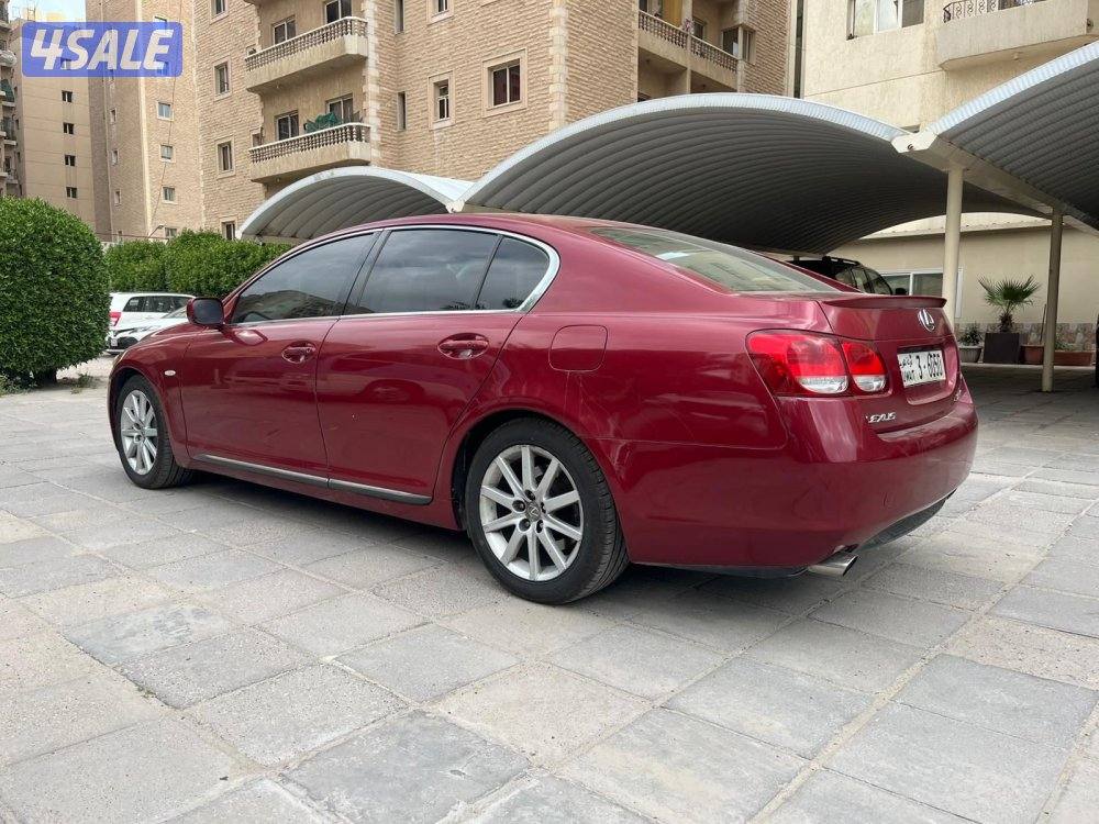 للبيع لكزز موديل 2007  سياره نضيفه جداً مكيف ولا تحتاج لاي مصاريف نهائي3