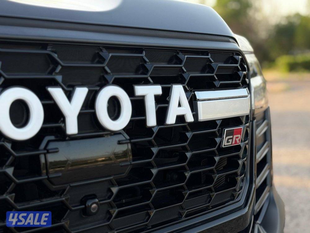 للبيع . لاندكروزر . GR  . م 20234