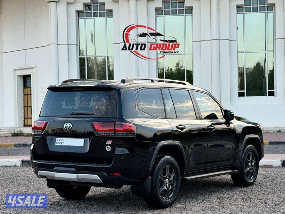 للبيع . لاندكروزر . GR  . م 20233