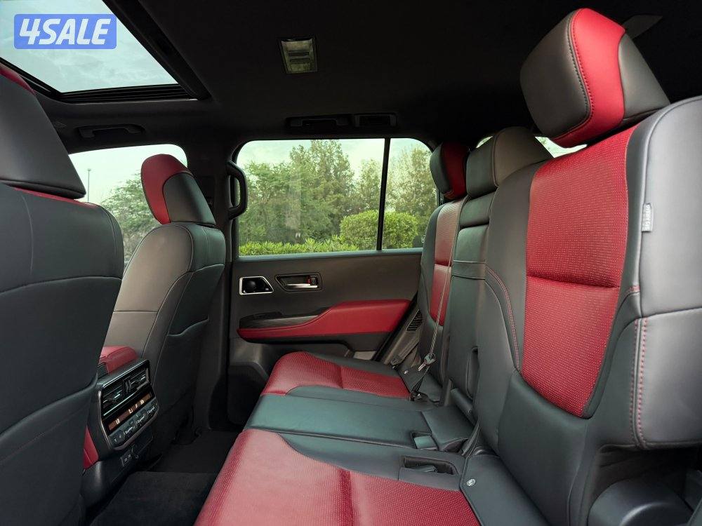 للبيع . لاندكروزر . GR  . م 20236