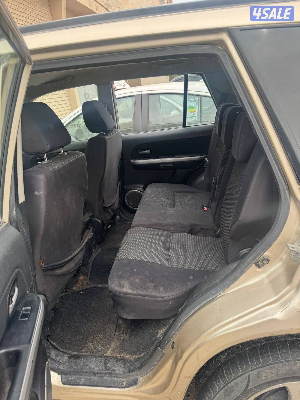 شغال فيه مشكلة  عزم ضعيف لغاية سرعة ٤٠ وبعدين تمشي ل١٠٠ حده3