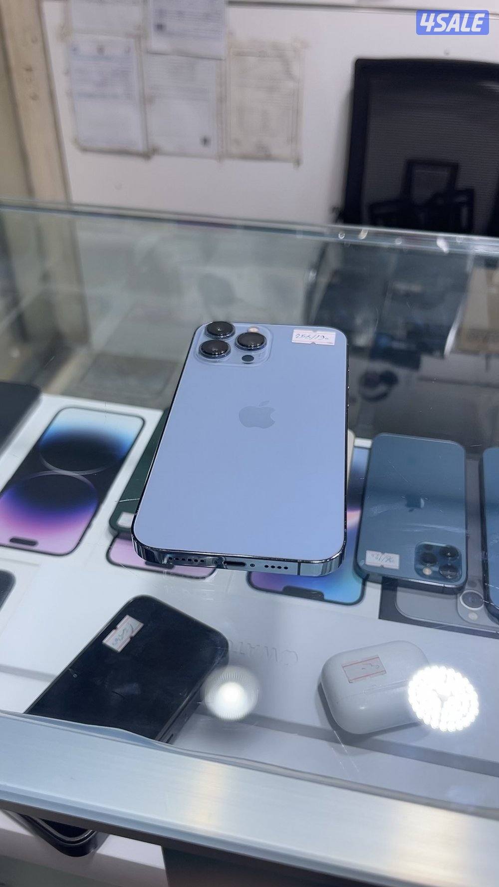 اجهزه معفيه جمارك ( 15 برو ماكس 256 تيتانيوم بطاريه 80 مع كارتون9