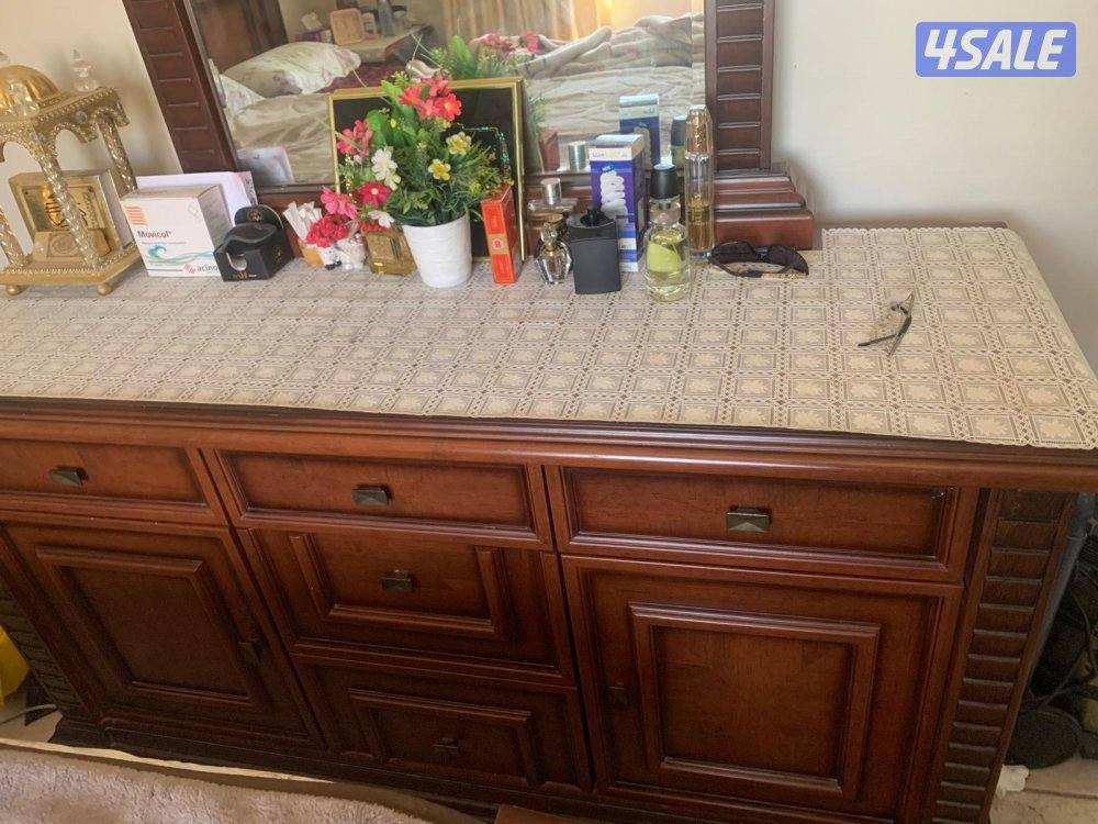 للبيع سرير + تسريحه1